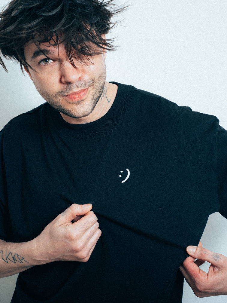 LIEBE LIEBE LIEBE Unisex-Shirt Oversized (Black)
