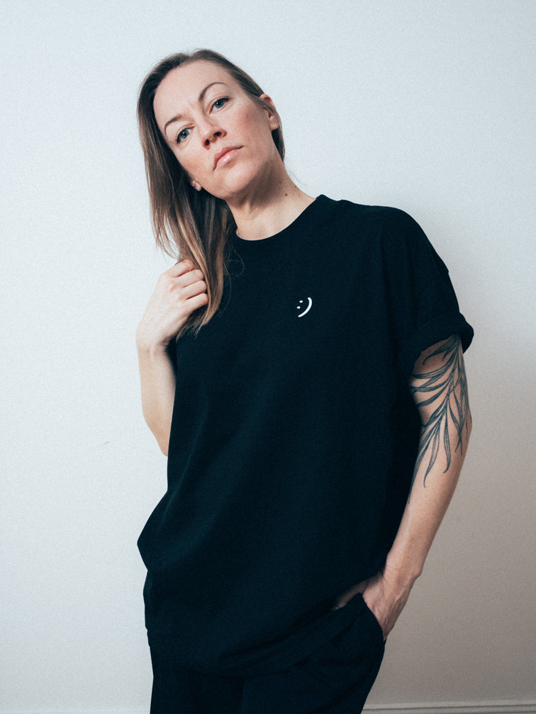 LIEBE LIEBE LIEBE Unisex-Shirt Oversized (Black)
